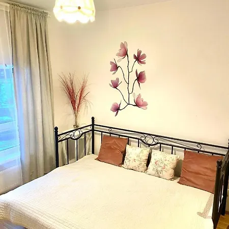 Exclusive In Vilnius, Near Ozas And Vichy Water Park . Vilnius
